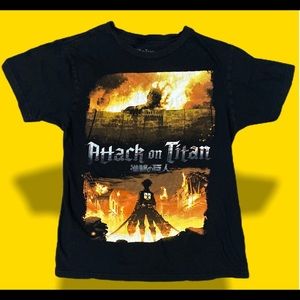 Attack on titan black T-shirt